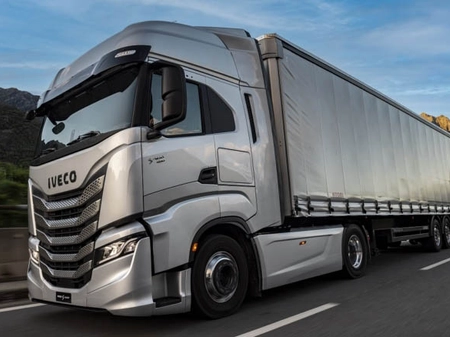 УВАГА! IVECO S-Way: Передпродаж!