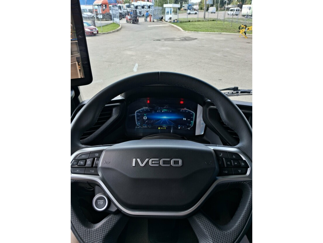 IVECO S-WAY AS440S50T/P Фото #6